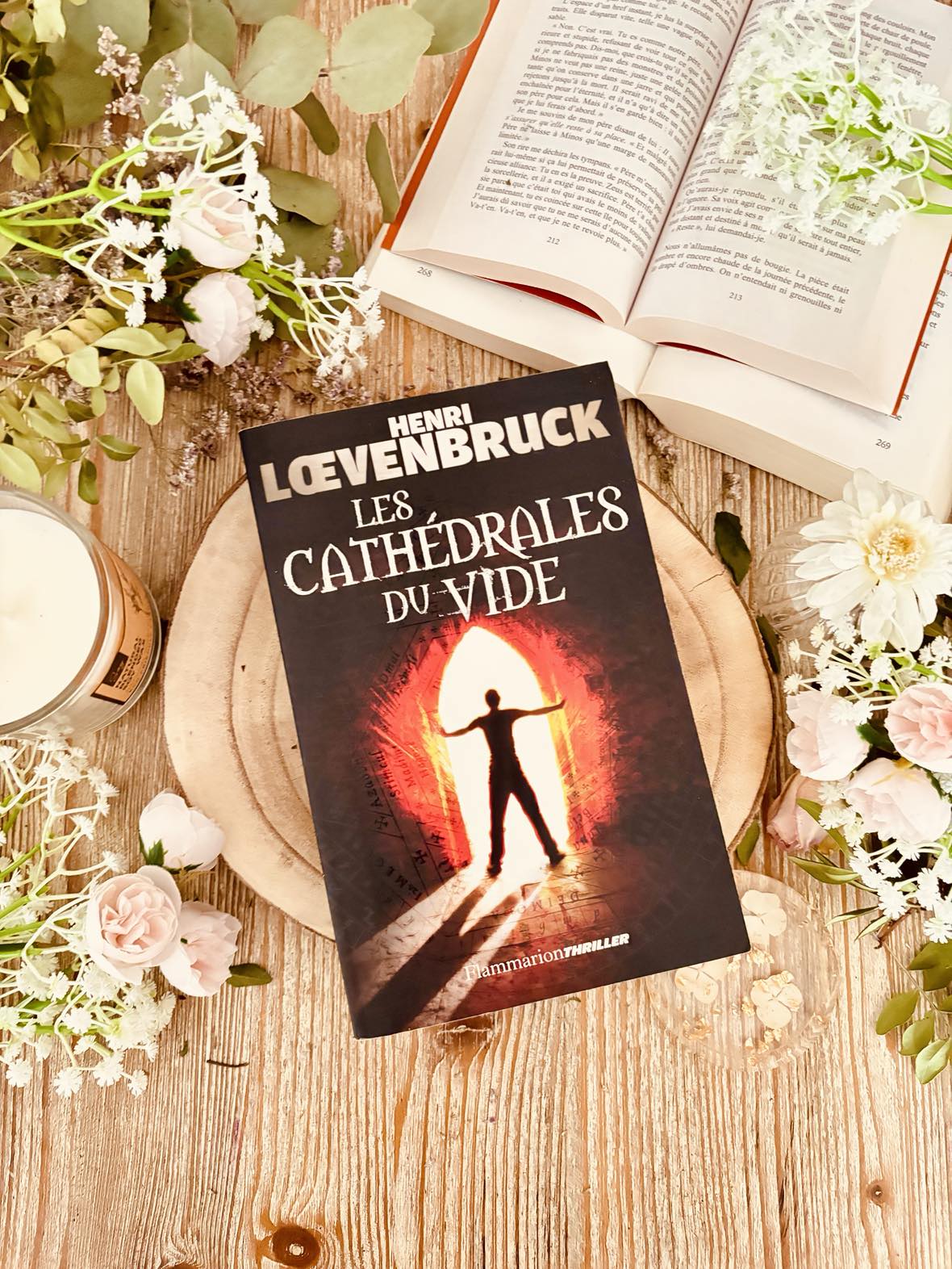 " Les cathédrales du vide " d'Henri Loevenbruck