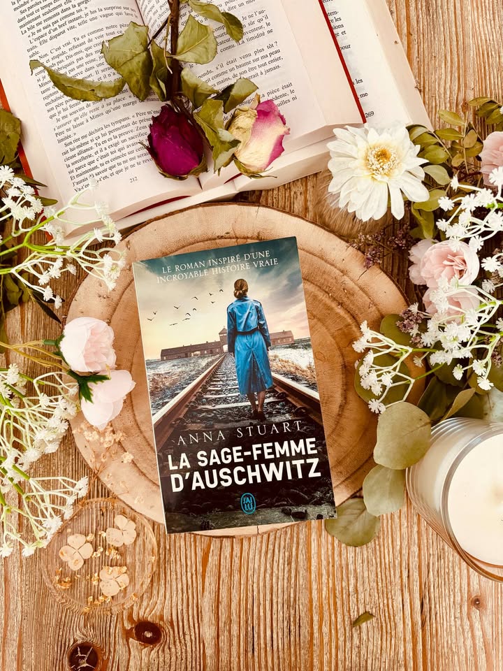 " La sage-femme d'Auschwitz" d'Anna Stuart
