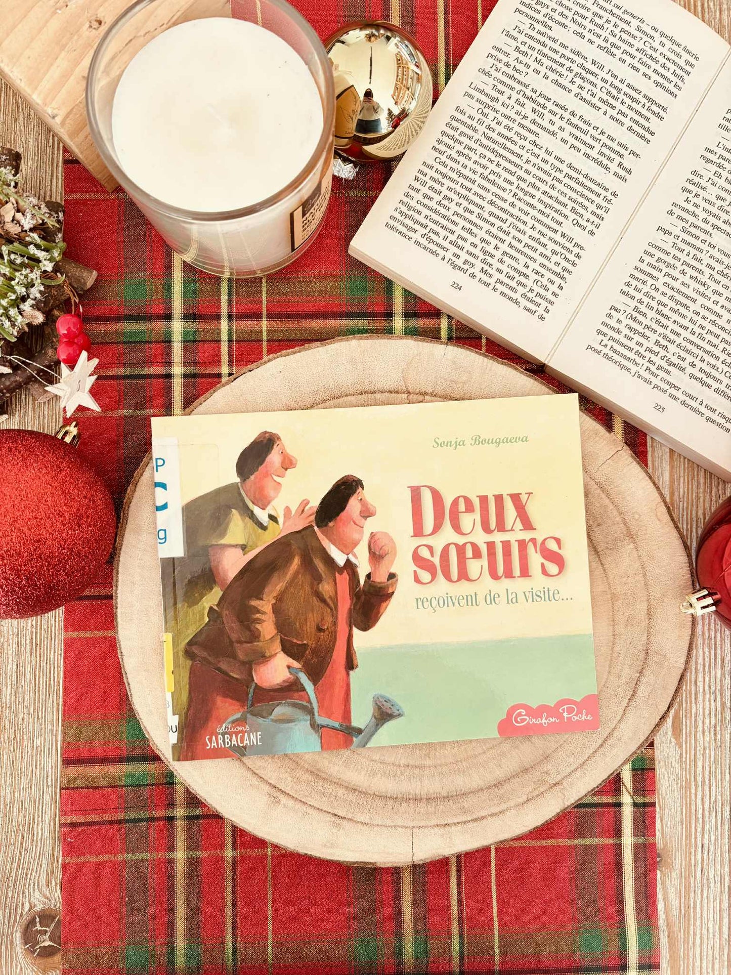 "Deux soeurs reçoivent de la visite" de Sonja Bougaeva