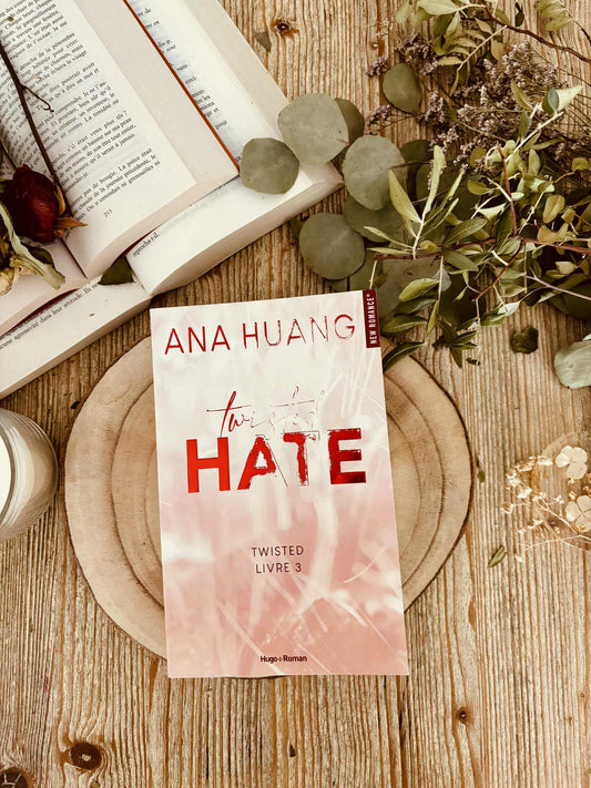 " Twisted hate - 3 " d'Ana Huang