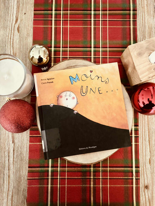 "Moins une" d'Annie Agopian et Claire Franek