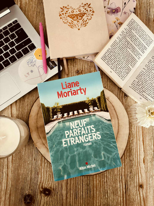 "Neuf parfaits étrangers" de Liane Moriarty